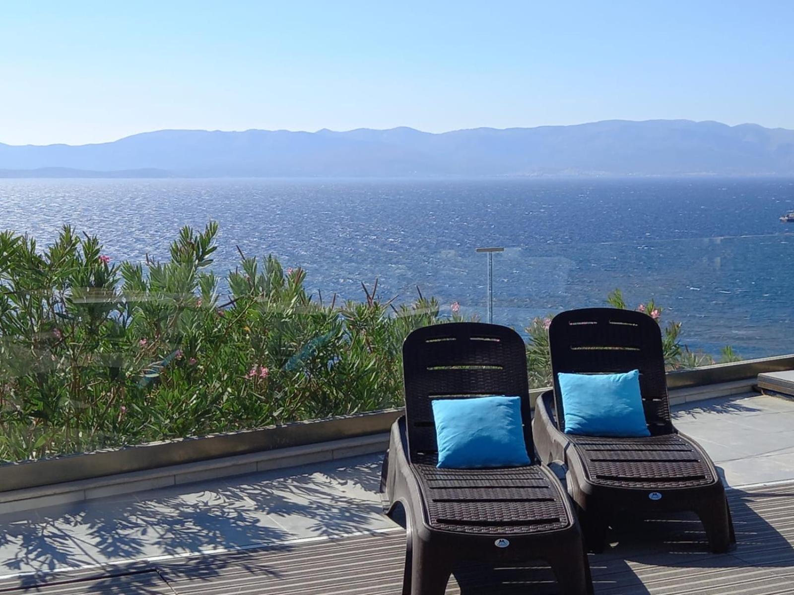 Mavi Panorama Villa Чесме Екстериор снимка