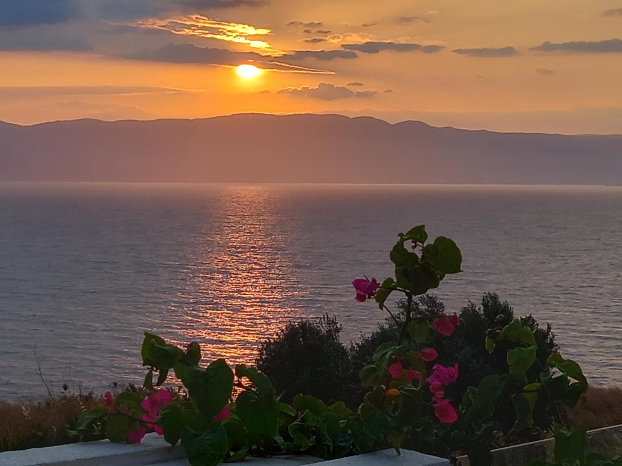 Mavi Panorama Villa Чесме Екстериор снимка