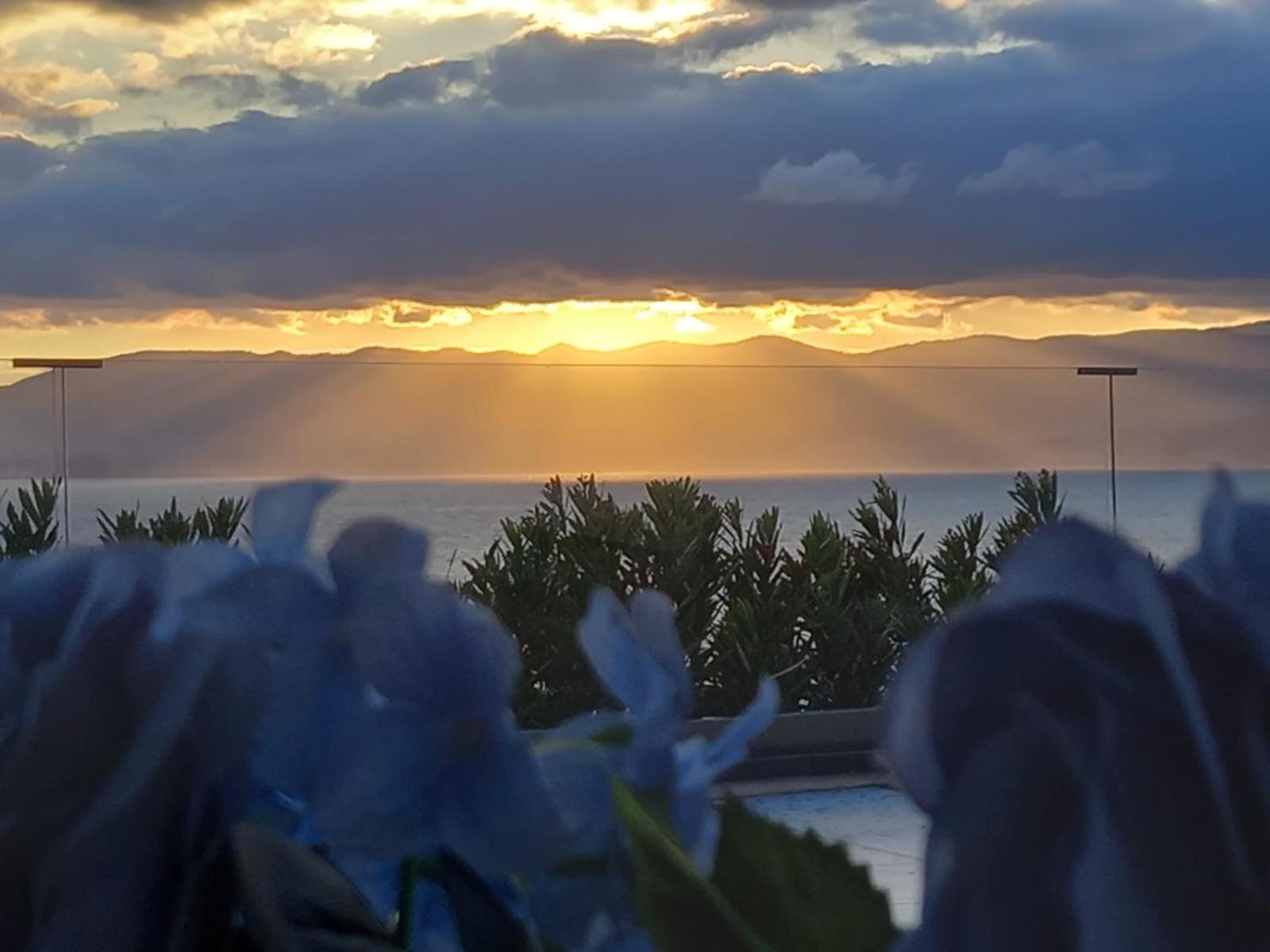 Mavi Panorama Villa Чесме Екстериор снимка