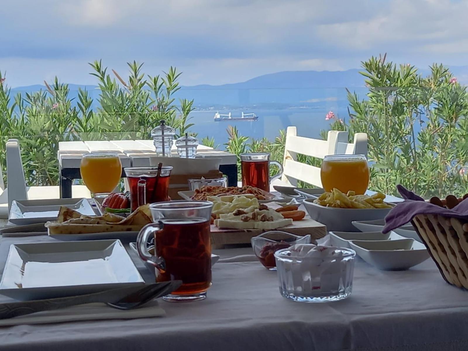 Mavi Panorama Villa Чесме Екстериор снимка